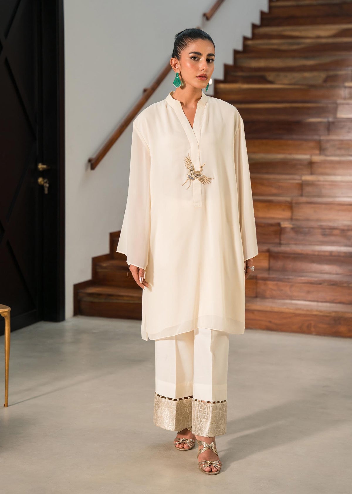 Jewelled Crane -Cream