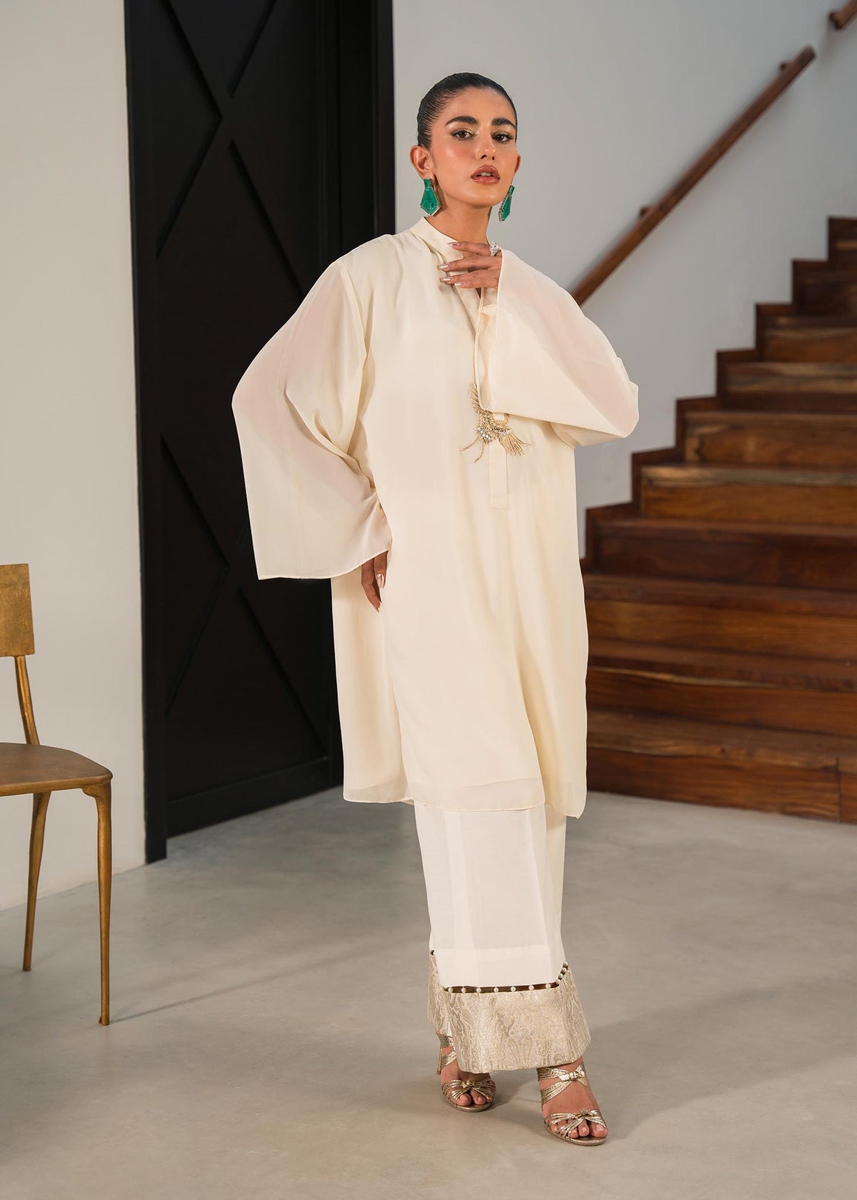 Jewelled Crane -Cream