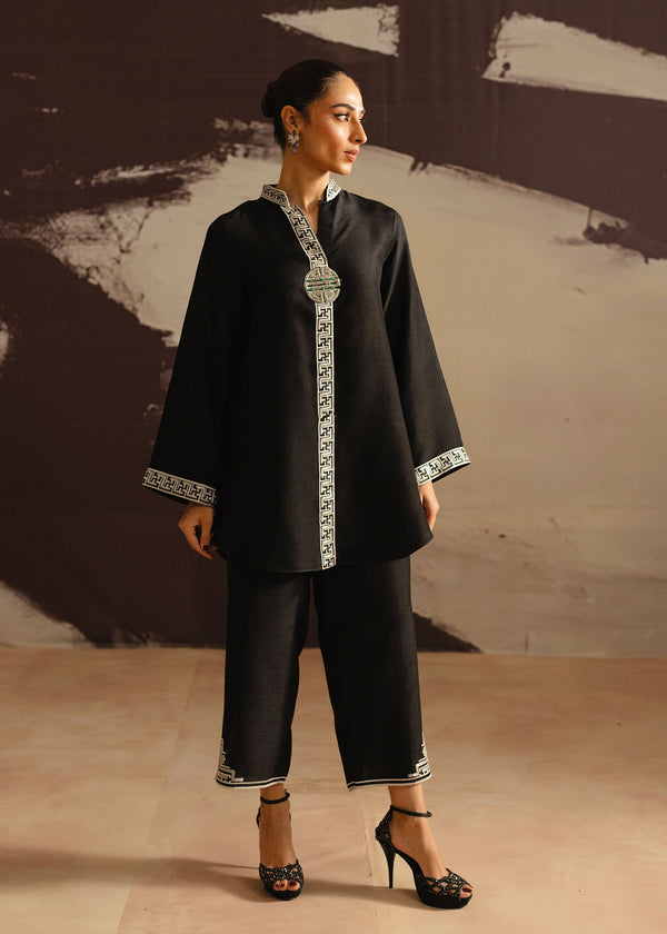 Oriental Noir MahGul