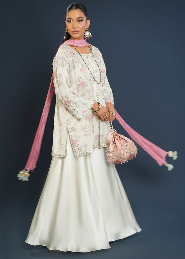 Eliza MahGul