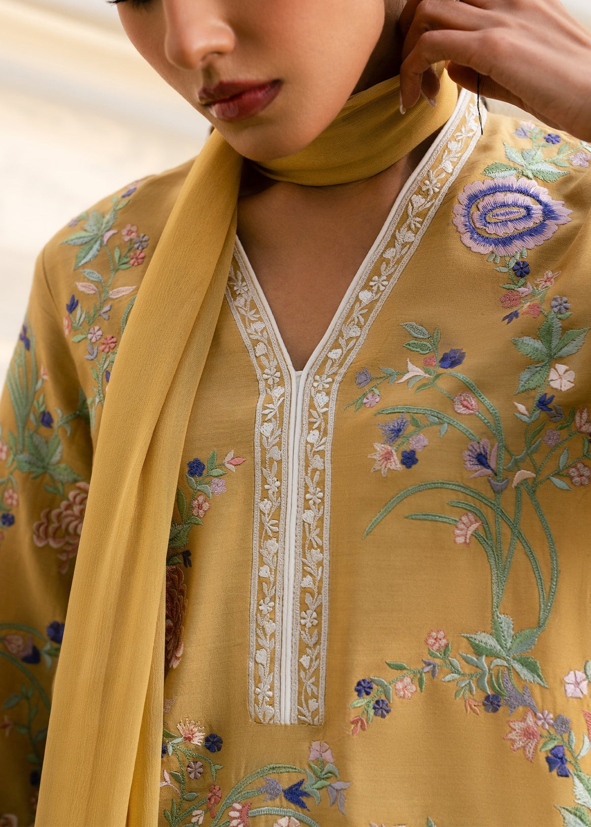 Zarnish MahGul