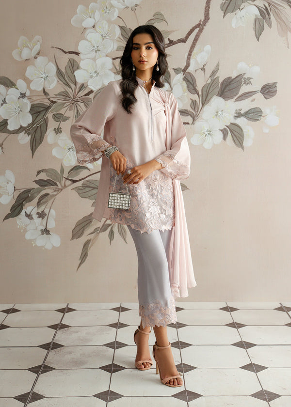 Camelia MahGul